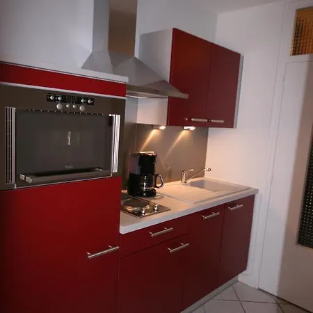 Studio 309 Le Royal Apartment